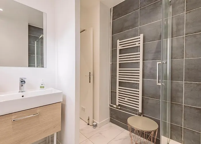 2 Chambres, Proche Hyper Centre Reims